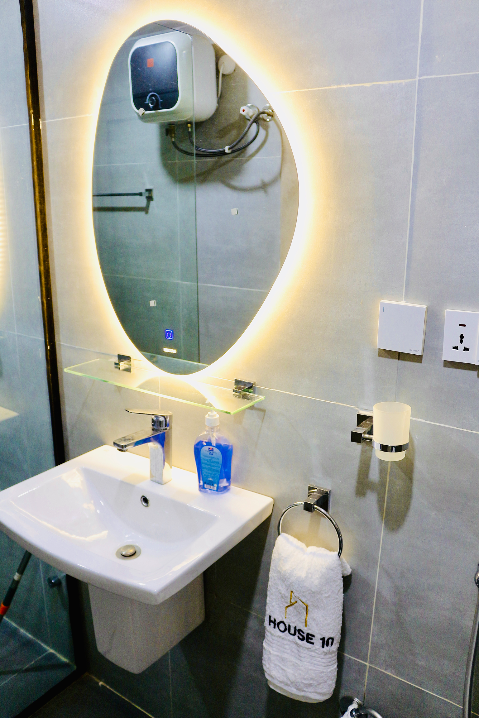Premium ResidenceIMG_7807 1